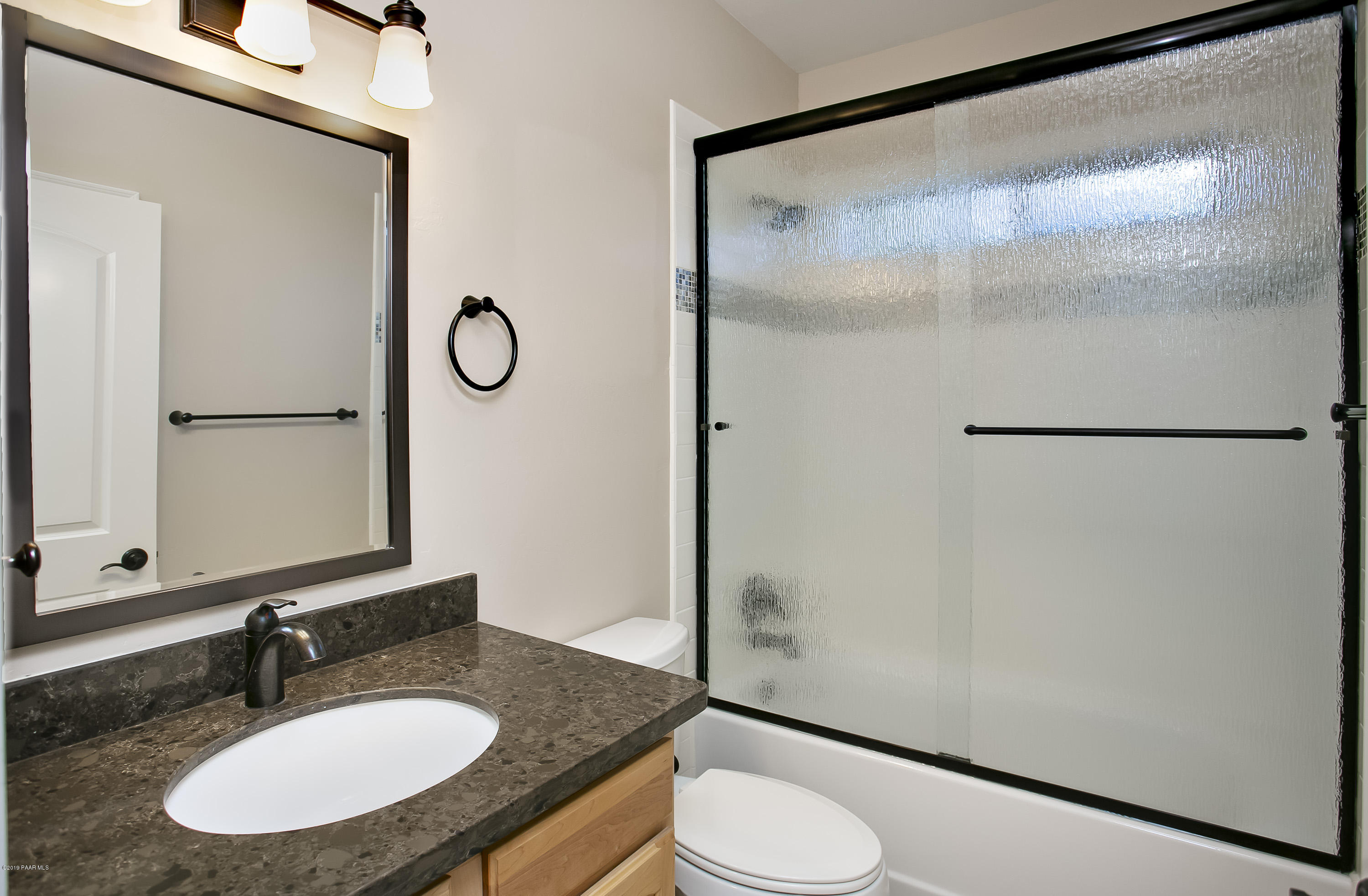 3280 Black Jack Ridge Road Prescott, AZ 86305 - Photo 17 of 33 Guest Bathroom