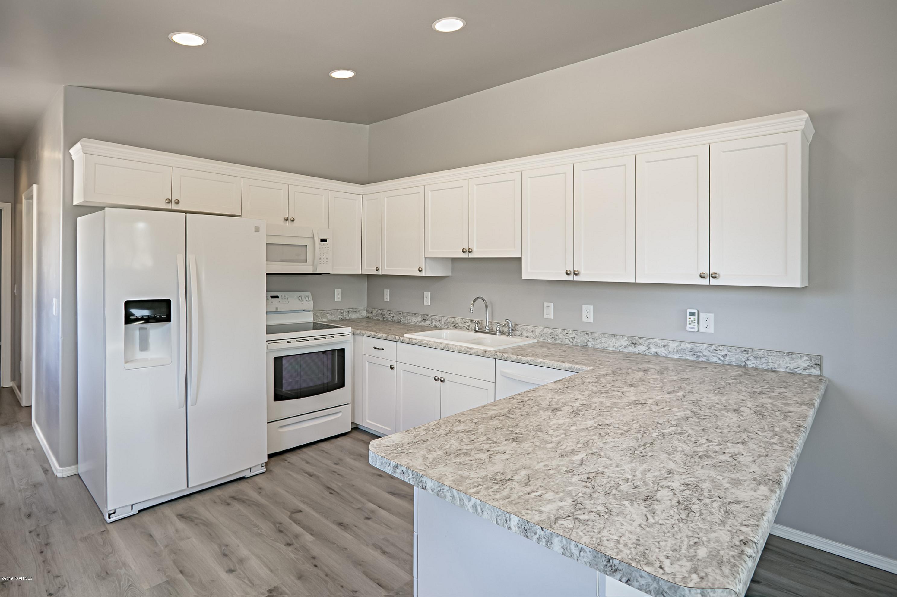 3280 Black Jack Ridge Road Prescott, AZ 86305 - Photo 32 of 33 Guest Kitchen