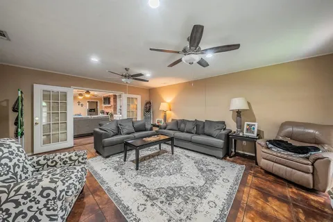 $249,990 | 613 Overlook Drive North, Kerens, TX 75144
