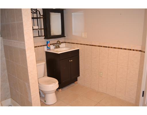 28 Knowles Street Lincoln, RI 02865 - Photo 7 of 9 Bathroom.