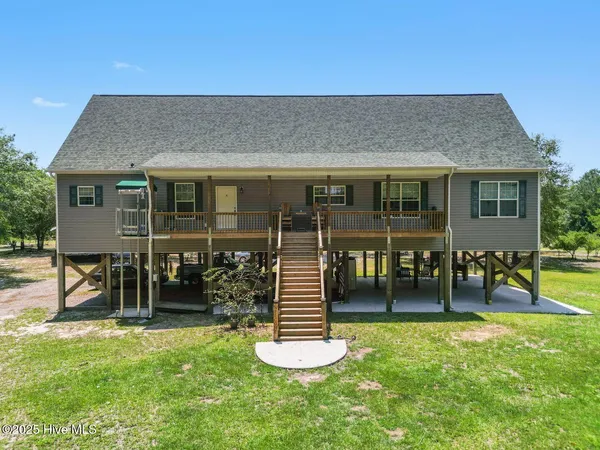 $750,000 | 364 Murray Turner Farm Road, Burgaw, NC 28425
