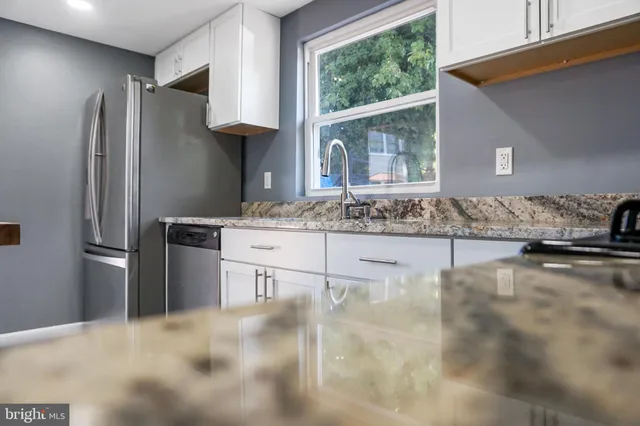 $2,200 | 1824 North Tuckahoe Road, Williamstown, NJ 08094