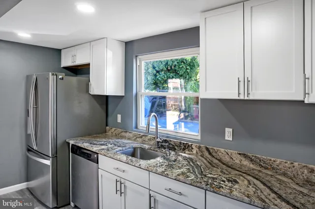 $2,200 | 1824 North Tuckahoe Road, Williamstown, NJ 08094