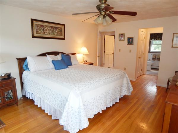 1 Stephanie Road Medway, MA 02053 - Photo 23 of 30 Gallery Image 23
