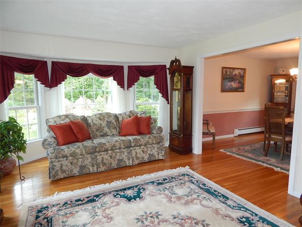 1 Stephanie Road Medway, MA 02053 - Photo 5 of 30 Gallery Image 5