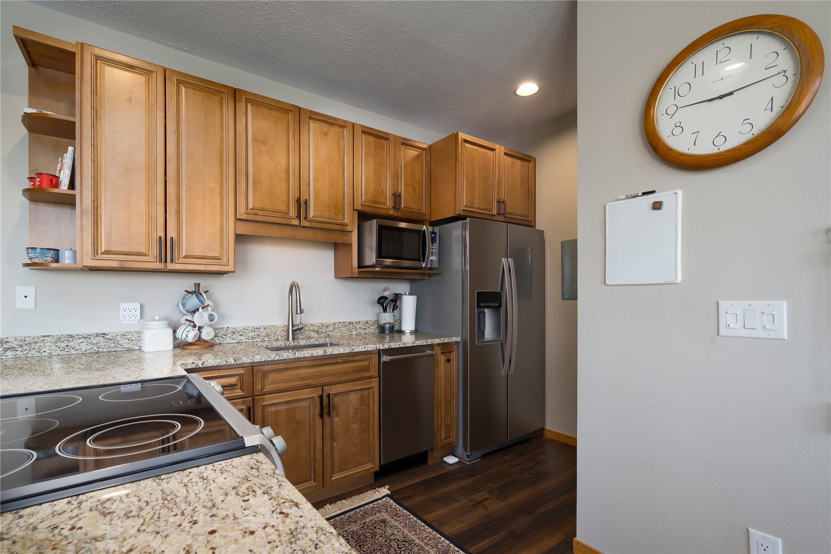 91400 Ryan Gulch Road, Unit 413 Silverthorne, CO 80498 - Photo 11 of 35 Gallery Image 11