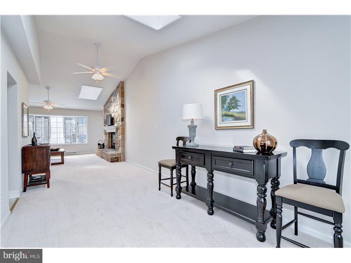 331 West Ridley Avenue Ridley Park, PA 19078 - Photo 5 of 25 Foyer