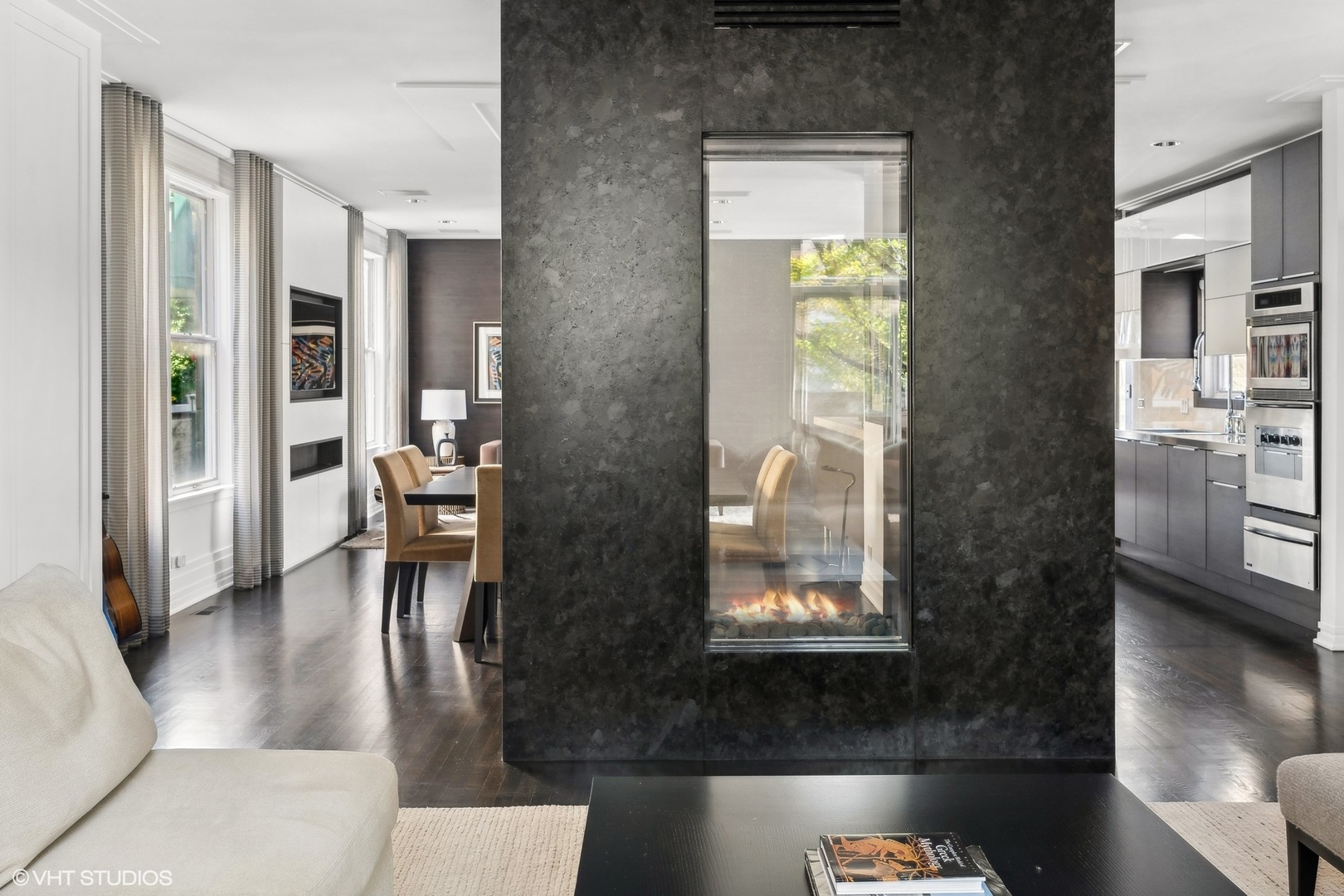 1610 North Mohawk Street, Unit E Chicago, IL 60614 - Photo 14 of 27