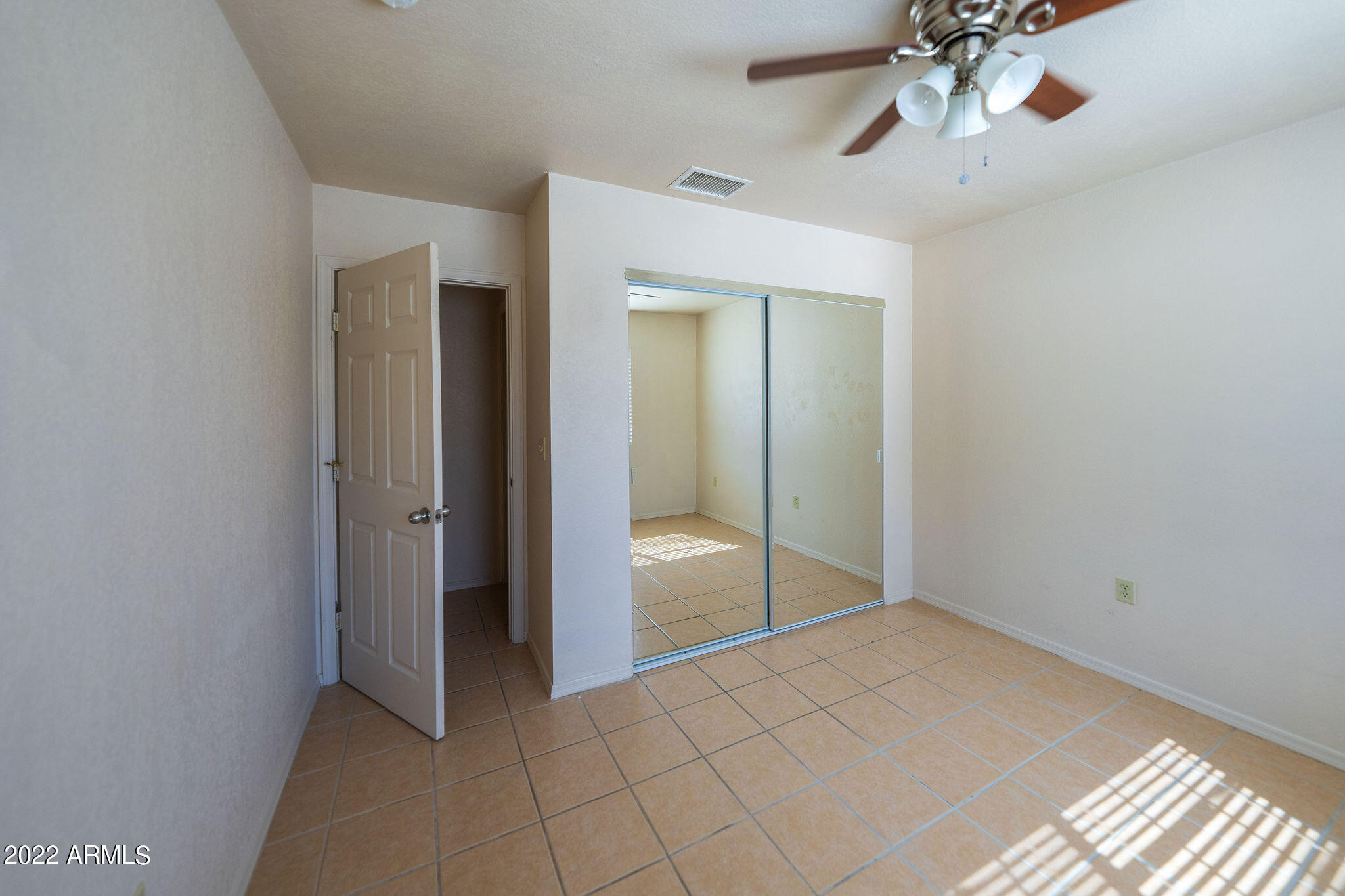 924 Via Puebla Rio Rico, AZ 85648 - Photo 21 of 34 2022-04-30ViaPuebla-106537