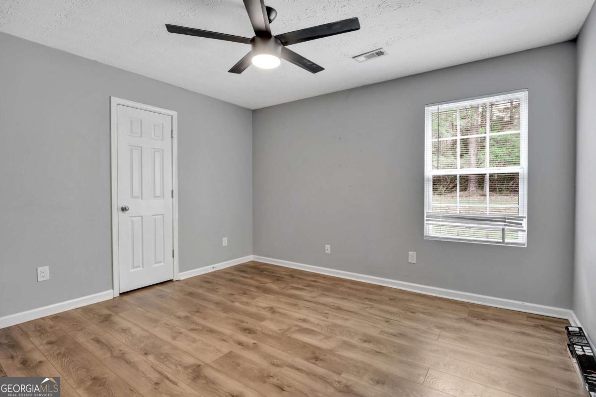 572 Clyde's Way Jackson, GA 30233 - Photo 18 of 28