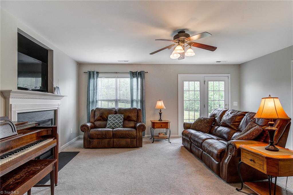 6048 Evans Mill Road High Point, NC 27265 - Photo 8 of 30 Gallery Image 8