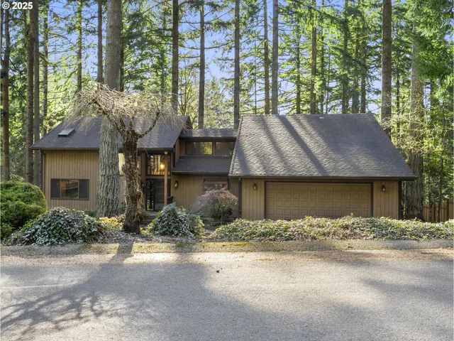 $700,000 | 19174 Southeast Debora Drive, Damascus, OR 97089