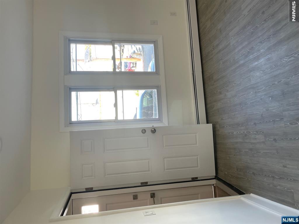 90-92 3rd Avenue Paterson, NJ 07514 - Photo 7 of 10