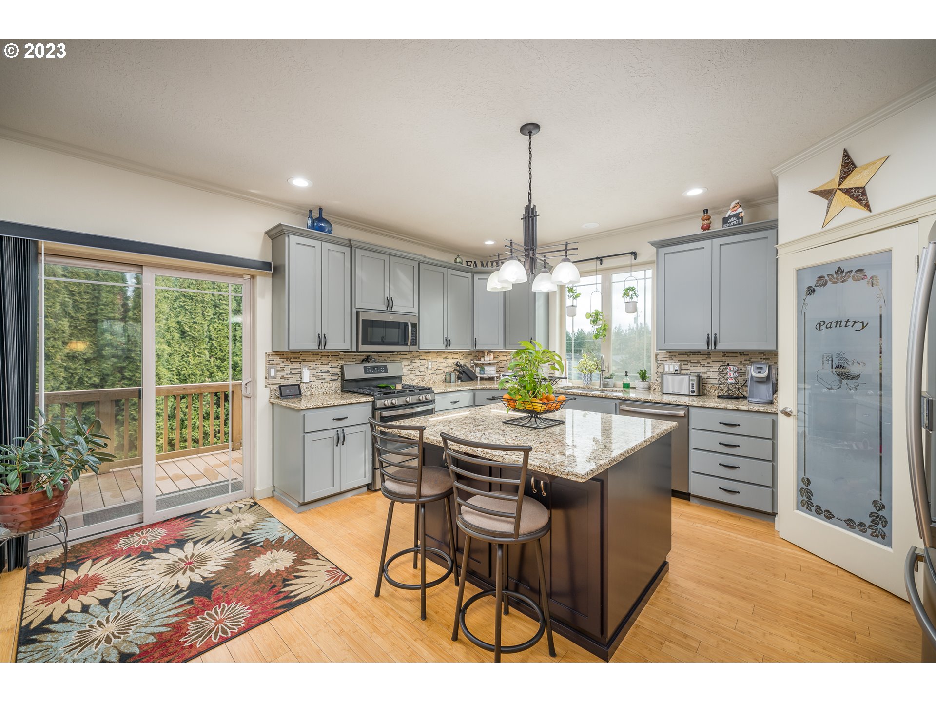 2939 Oak Ridge Street Northwest Albany, OR 97321 - Photo 13 of 32 Gallery Image 13