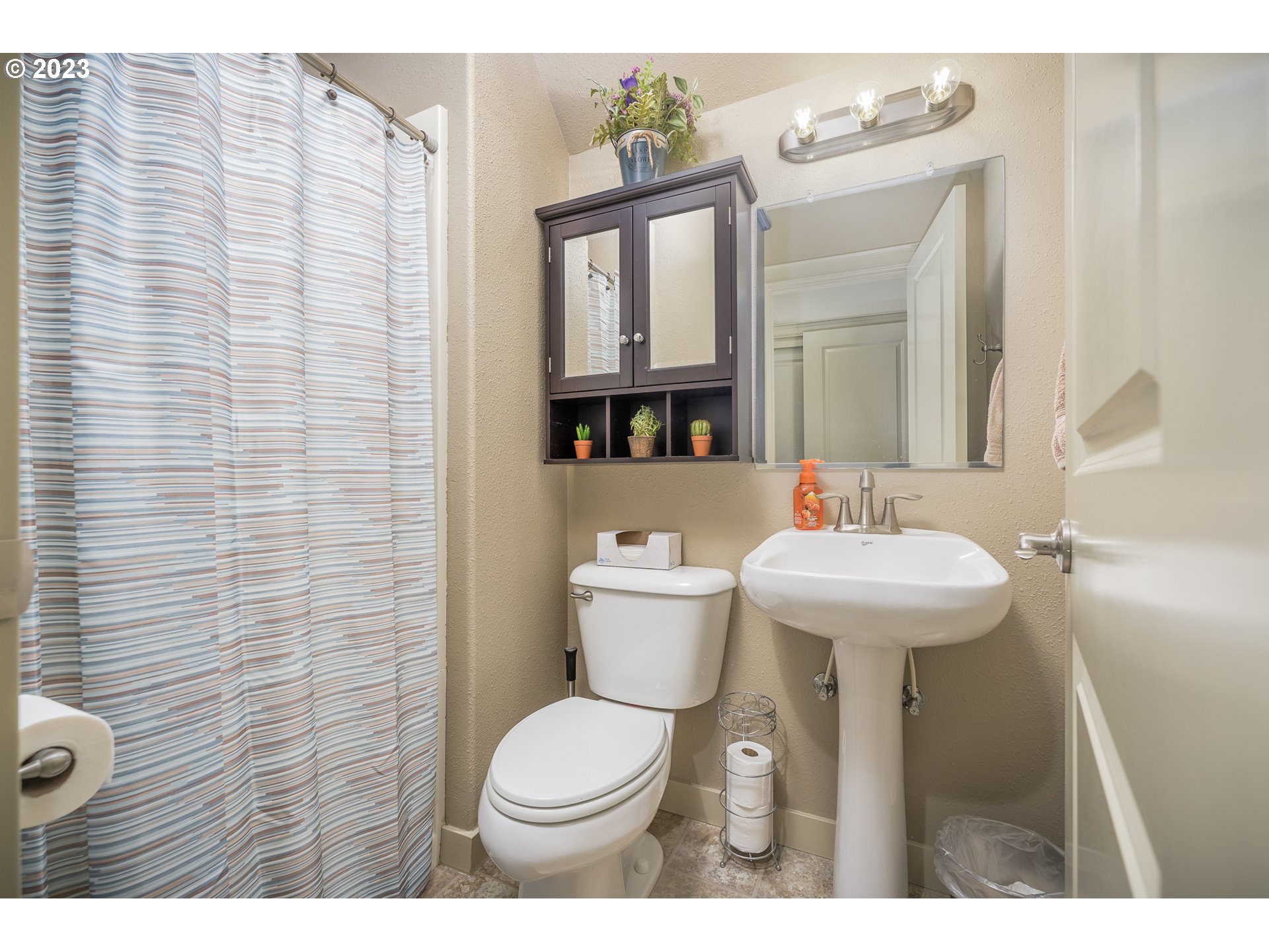 2939 Oak Ridge Street Northwest Albany, OR 97321 - Photo 25 of 32 Gallery Image 25