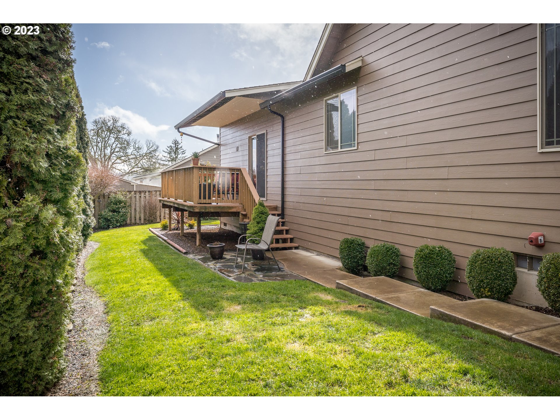 2939 Oak Ridge Street Northwest Albany, OR 97321 - Photo 28 of 32 Gallery Image 28