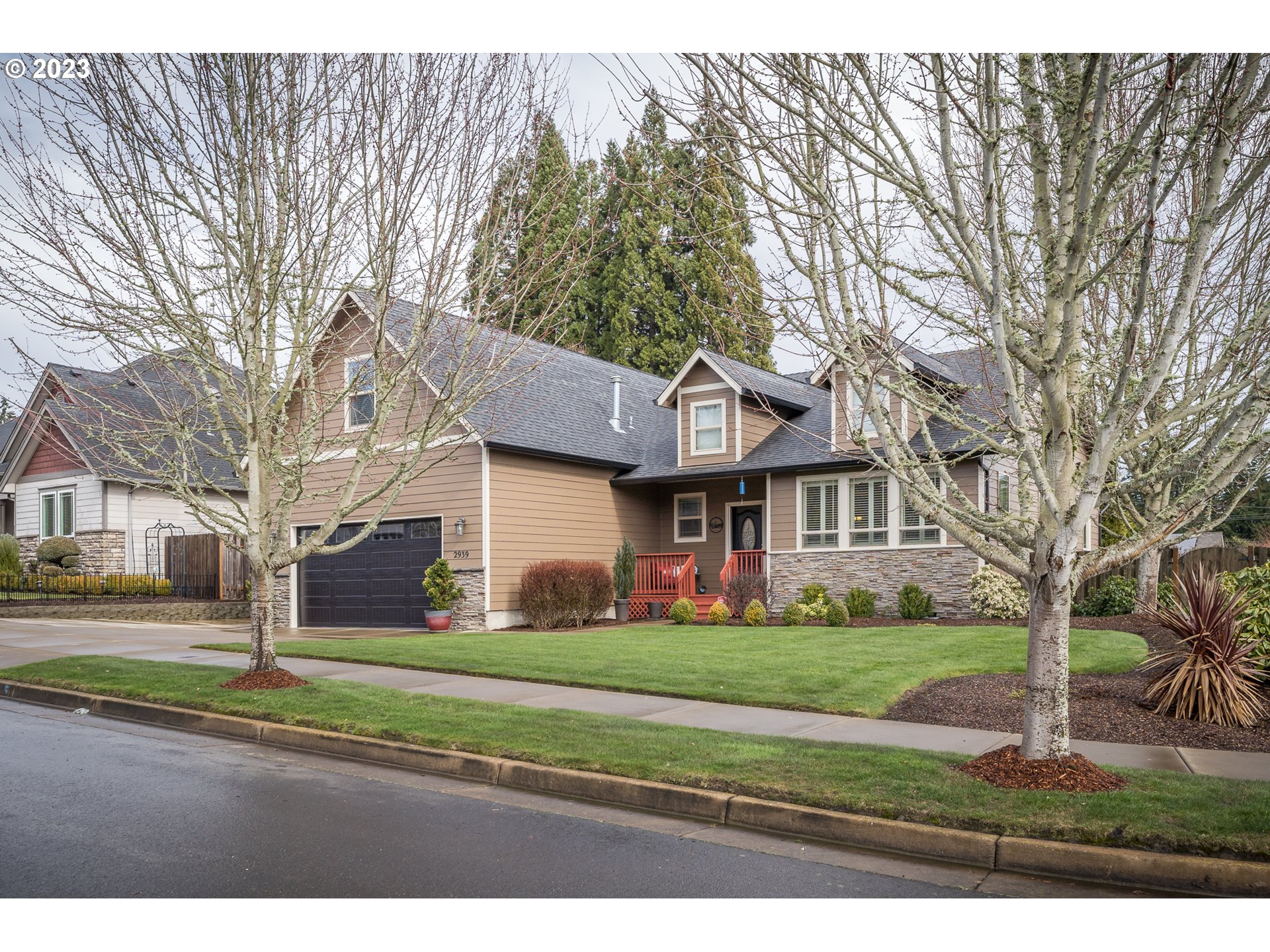 2939 Oak Ridge Street Northwest Albany, OR 97321 - Photo 4 of 32 Gallery Image 4