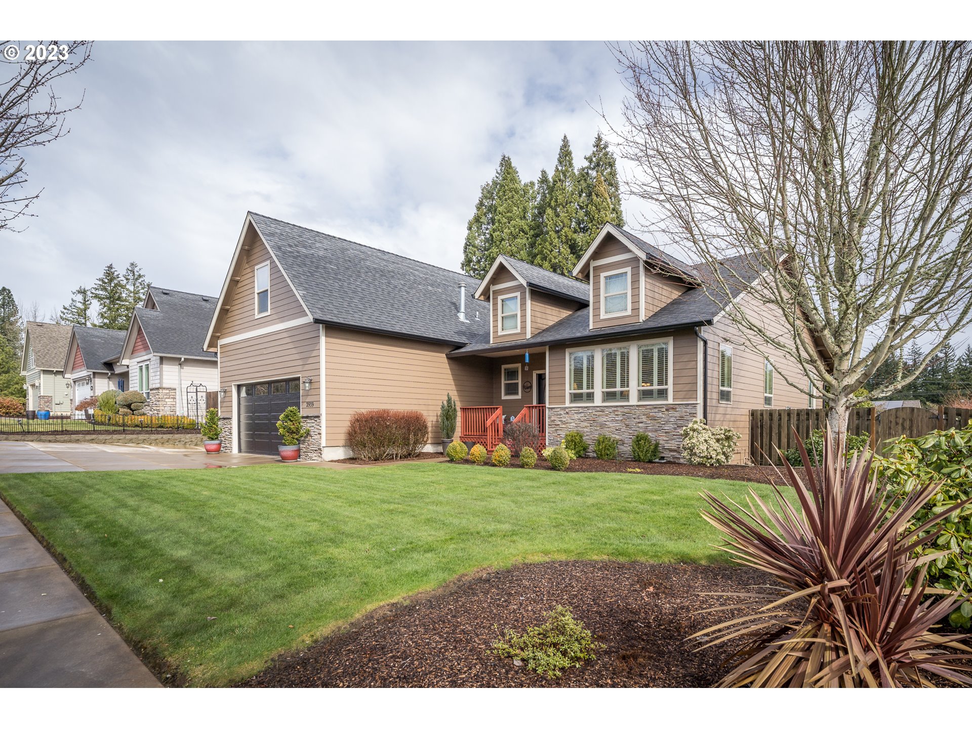 2939 Oak Ridge Street Northwest Albany, OR 97321 - Photo 5 of 32 Gallery Image 5
