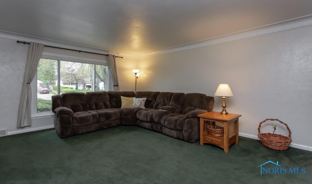 2053 Penn Road Toledo, OH 43615 - Photo 4 of 34 Gallery Image 4