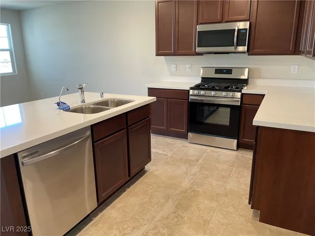 $1,995 | 787 Pickled Pepper Place, Henderson, NV 89011