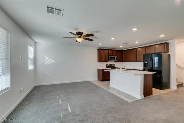 $1,945 | 787 Pickled Pepper Place, Henderson, NV 89011
