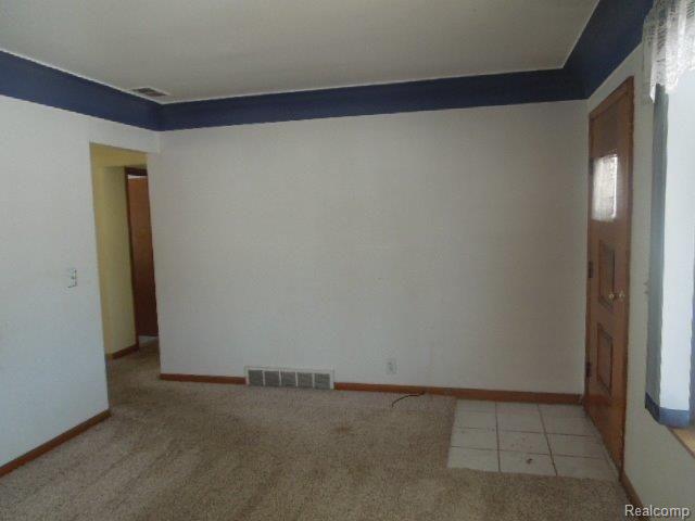 2441 North State Road Davison, MI 48423 - Photo 3 of 18 2-11 111.jpg