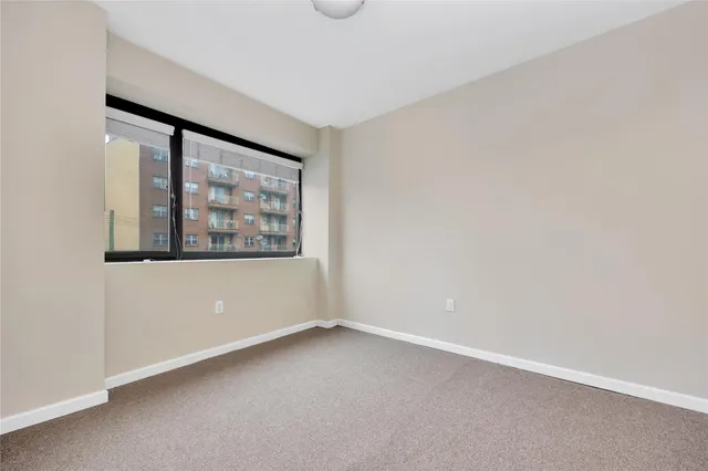 $3,300 | 172-18 Jamaica Avenue, Unit 3B | Woodhull Park