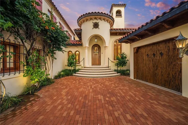 $16,850,000 | 139 South Washington Drive, Sarasota, FL 34236