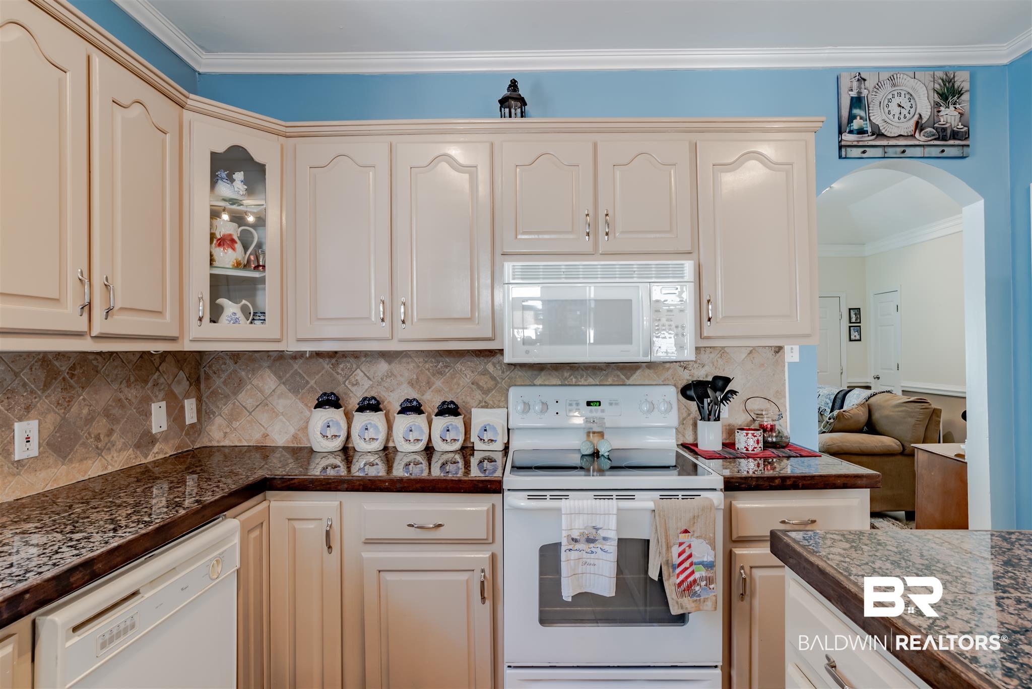102 Creekside Drive Daphne, AL 36526 - Photo 13 of 34