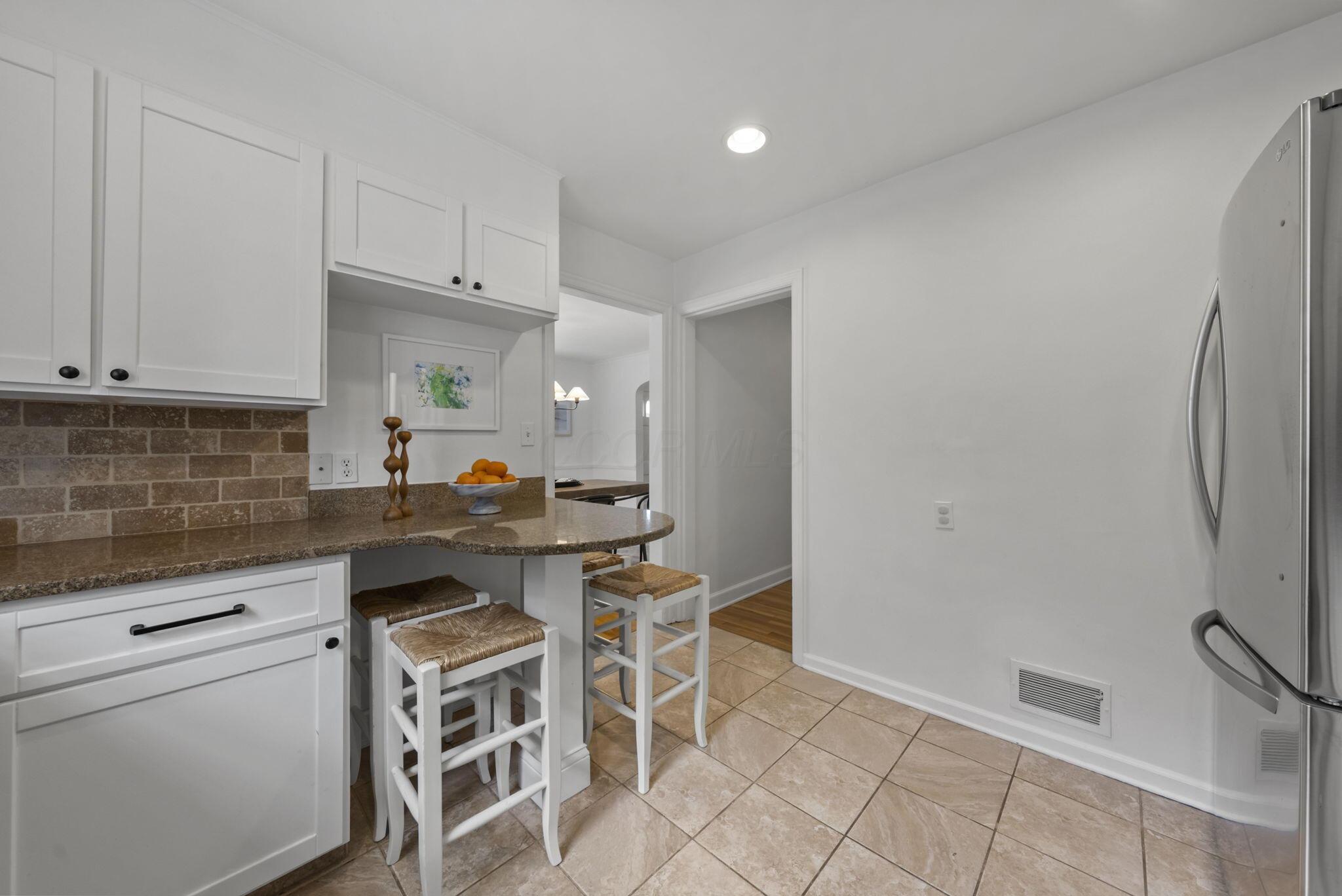 2636 Welsford Road Upper Arlington, OH 43221 - Photo 19 of 49 Kitchen