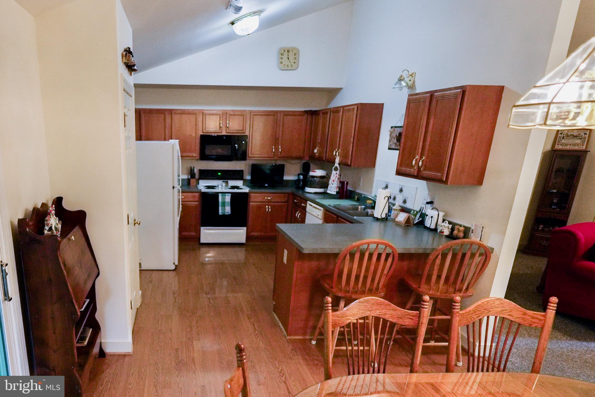 8111 Strath Road Henrico, VA 23231 - Photo 9 of 48 Gallery Image 9