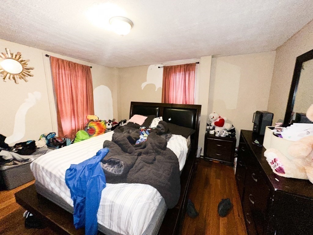 54 Lincoln Street Springfield, MA 01109 - Photo 12 of 29 Gallery Image 12