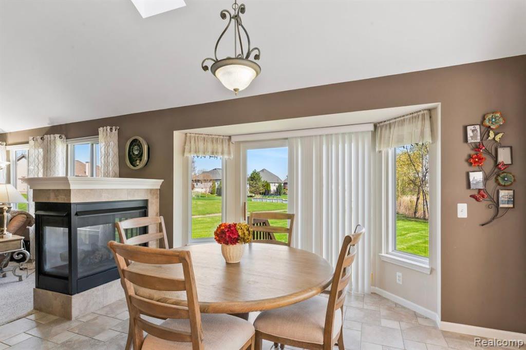 1355 Ridge View Court Grand Blanc, MI 48439 - Photo 9 of 26 Gallery Image 9