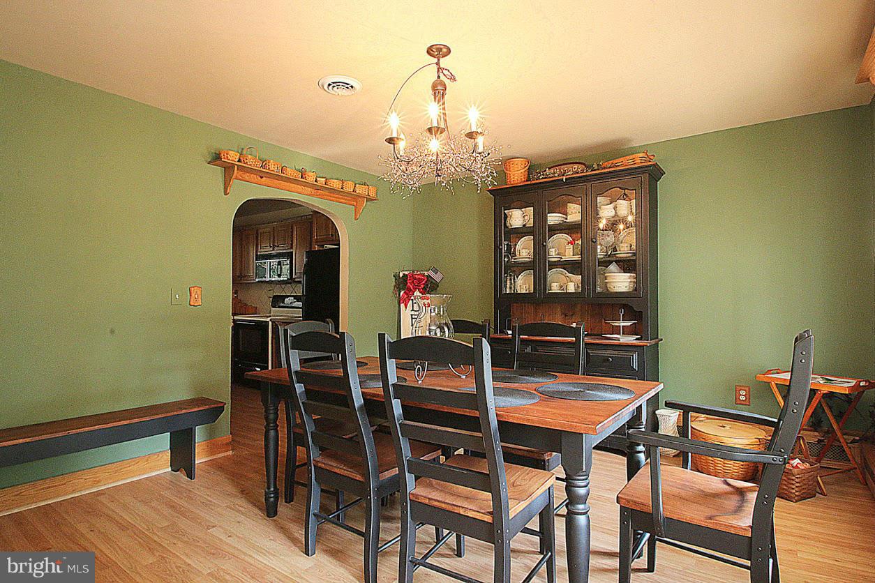 3310 Grace Road Baltimore, MD 21219 - Photo 15 of 30 Dining Room