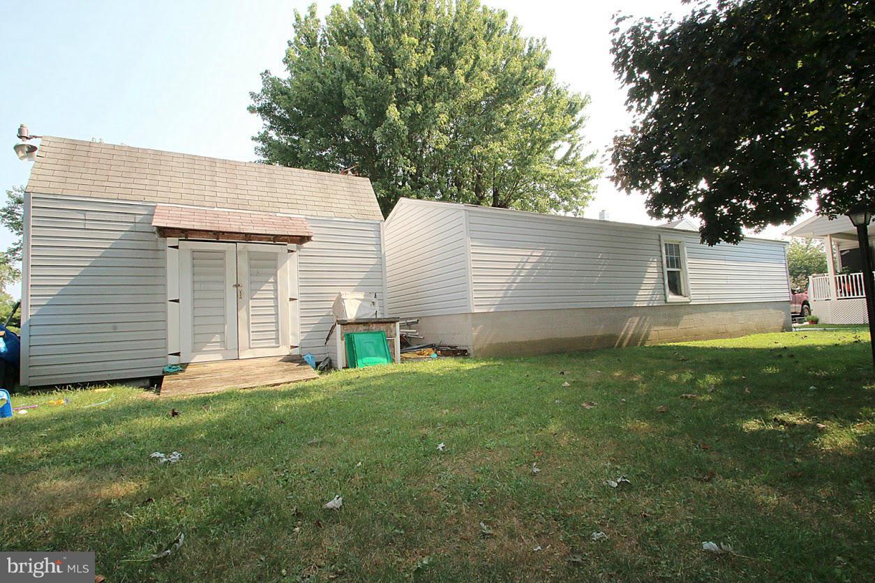 3310 Grace Road Baltimore, MD 21219 - Photo 7 of 30 Exterior (Rear)