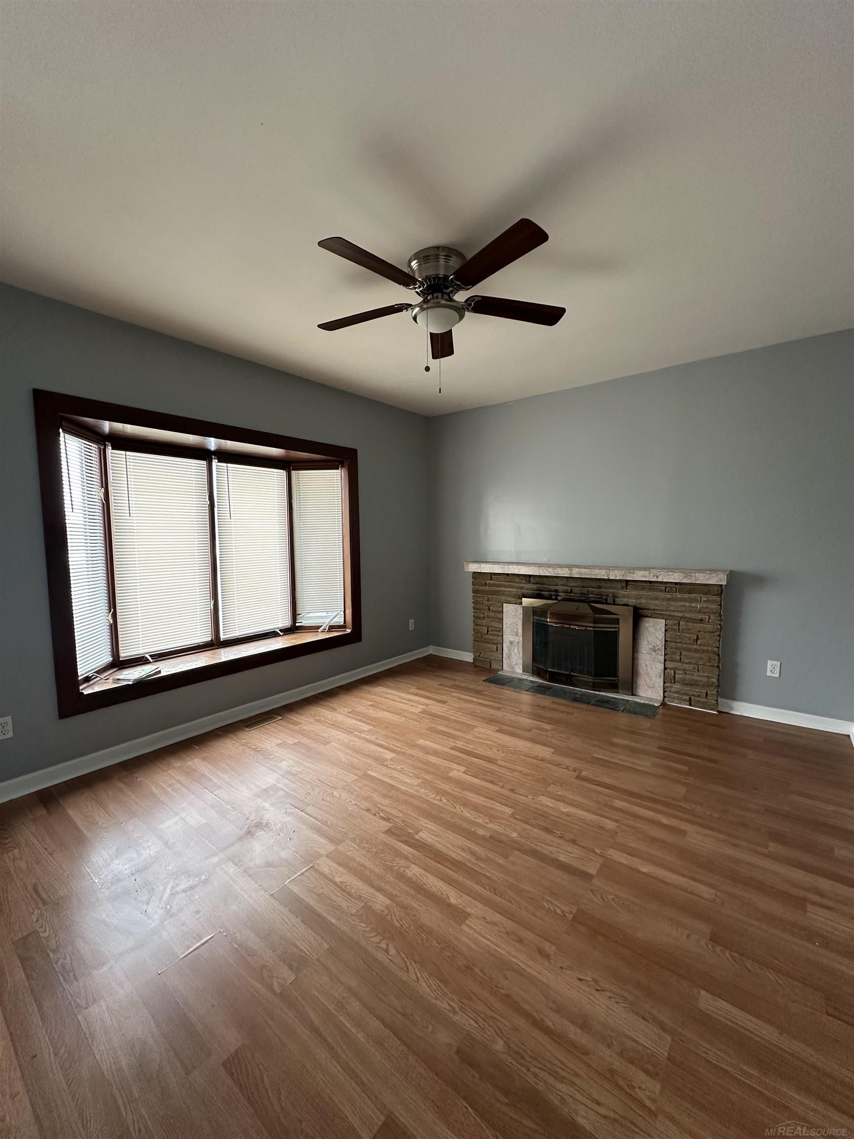 14148 East 14 Mile Road Warren, MI 48088 - Photo 4 of 16