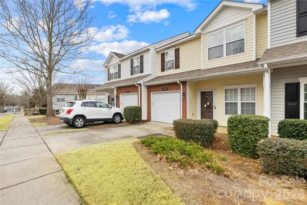 $343,000 | 15558 Stronvar House Lane, Charlotte, NC 28277