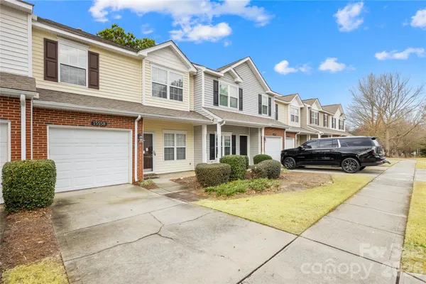 $343,000 | 15558 Stronvar House Lane, Charlotte, NC 28277