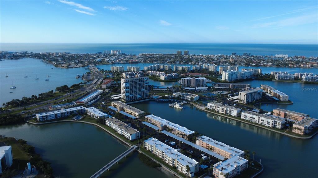 1404 Corey Way South South Pasadena, FL 33707 - Photo 15 of 21