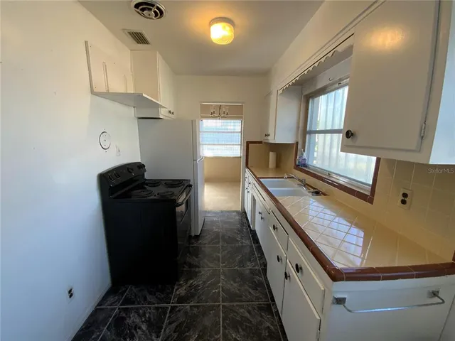 $279,000 | 1404 Corey Way South, South Pasadena, FL 33707