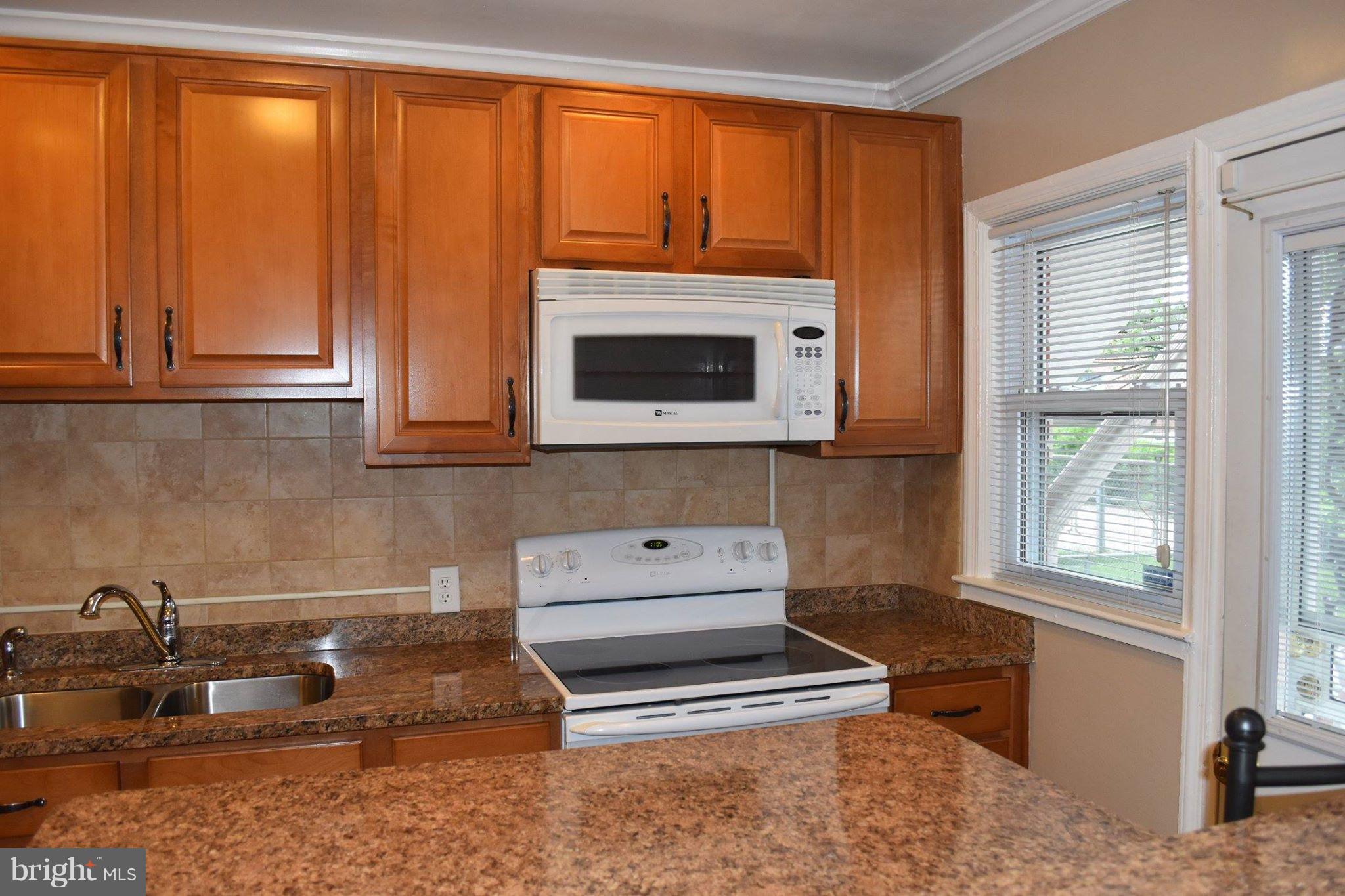 1308 Stonewood Road Baltimore, MD 21239 - Photo 21 of 30 Kitchen