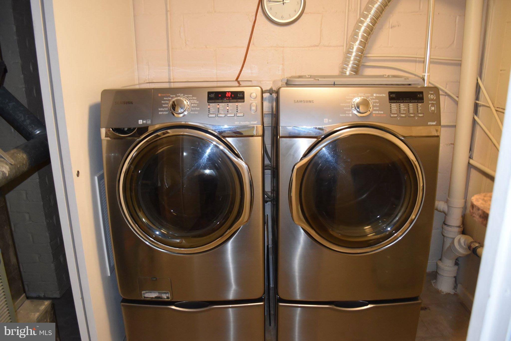 1308 Stonewood Road Baltimore, MD 21239 - Photo 29 of 30 Laundry room