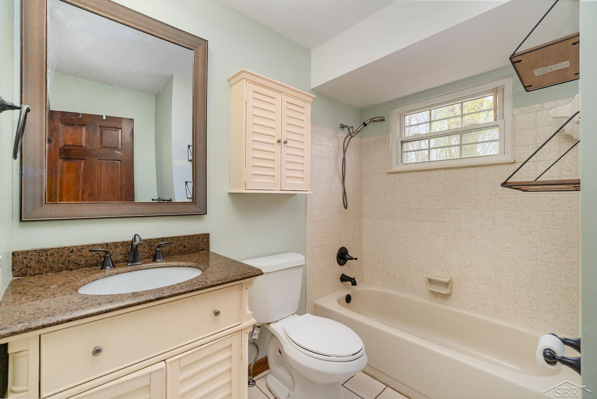 4336 Elms Road Flushing, MI 48433 - Photo 11 of 25
