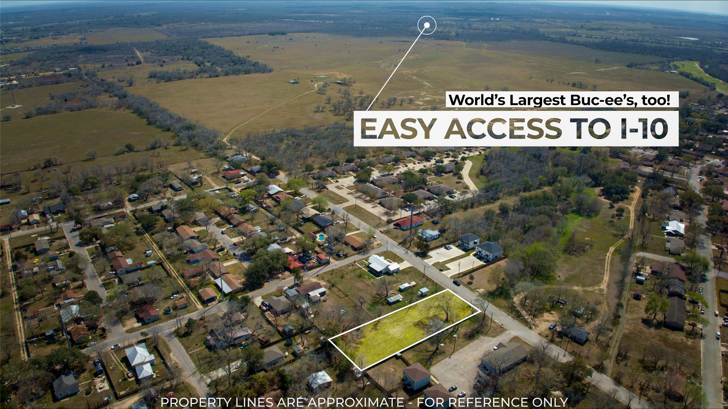 1037 East Milam Street Luling, TX 78648 - Photo 9 of 17 Aerial view of property and surrounding area with nearby suburban area