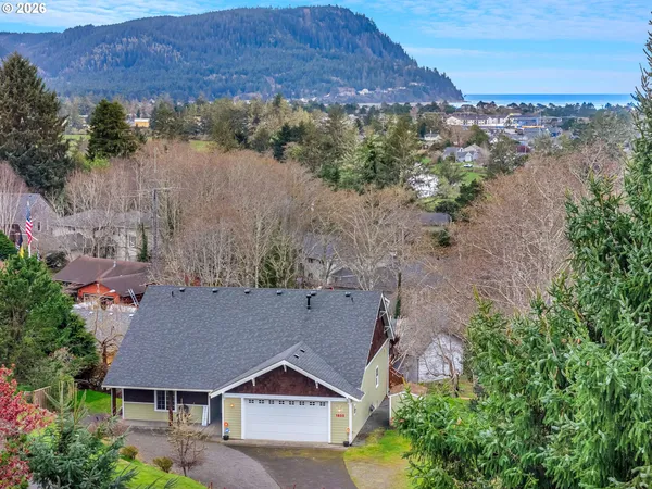 $629,000 | 1805 Broadway Street, Seaside, OR 97138