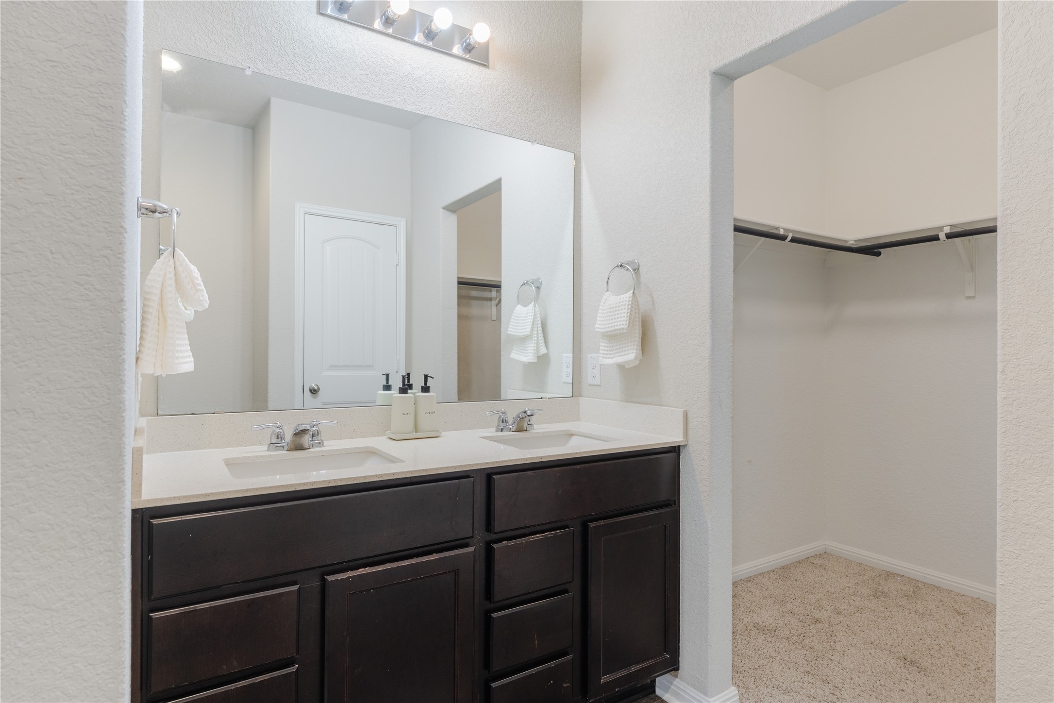 152 Marienfeld Lane Georgetown, TX 78626 - Photo 14 of 39