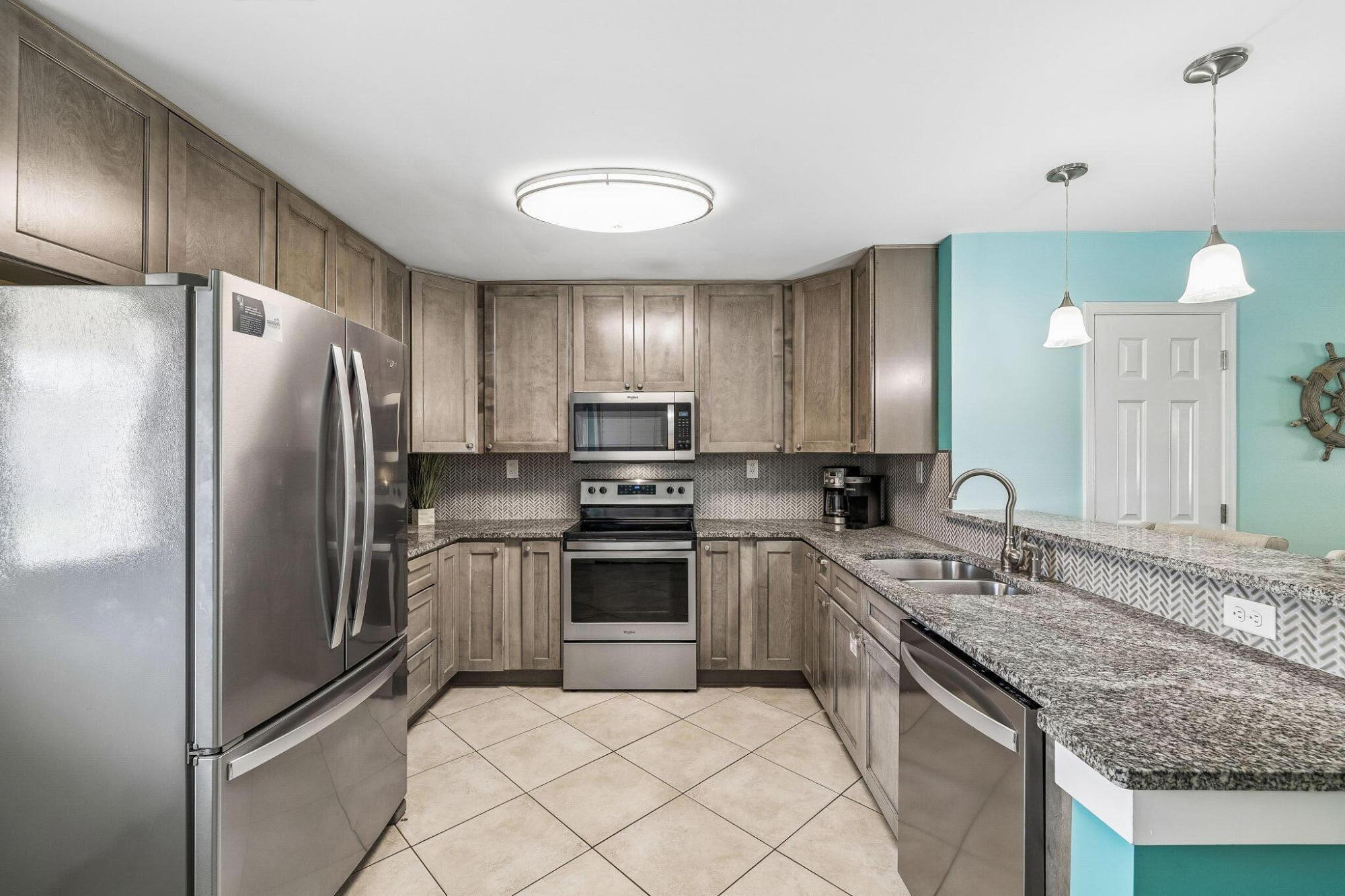 241 Ellis Road, Unit 20 Miramar Beach, FL 32550 - Photo 10 of 47 Kitchen