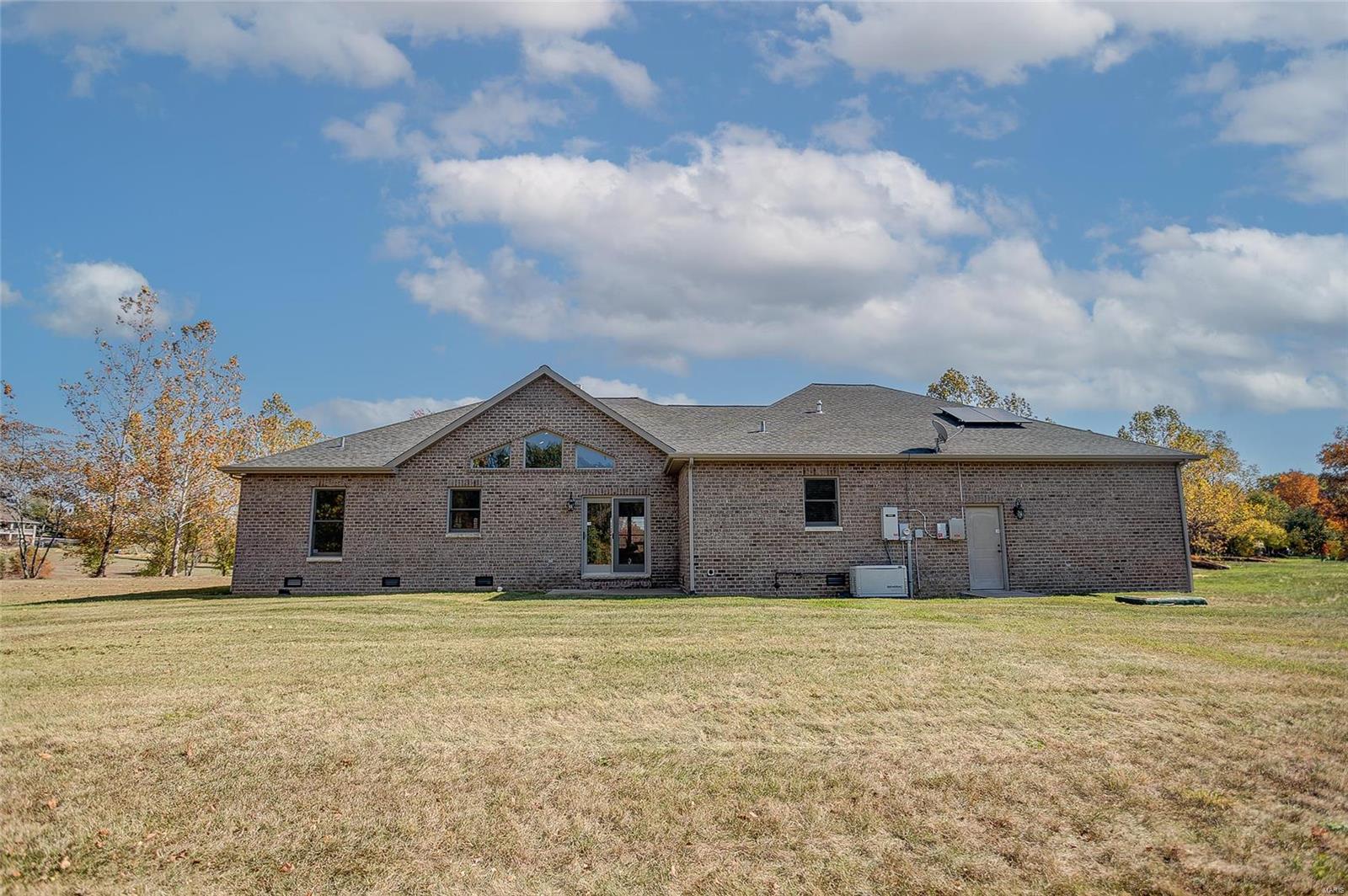 5564 Konarcik Road Waterloo, IL 62298 - Photo 4 of 50