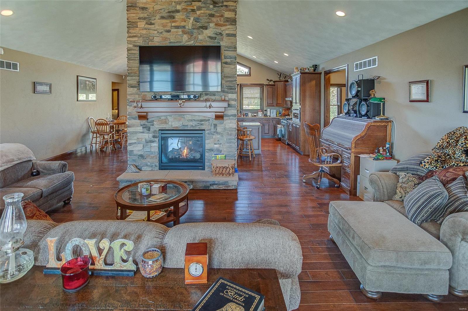 5564 Konarcik Road Waterloo, IL 62298 - Photo 7 of 50