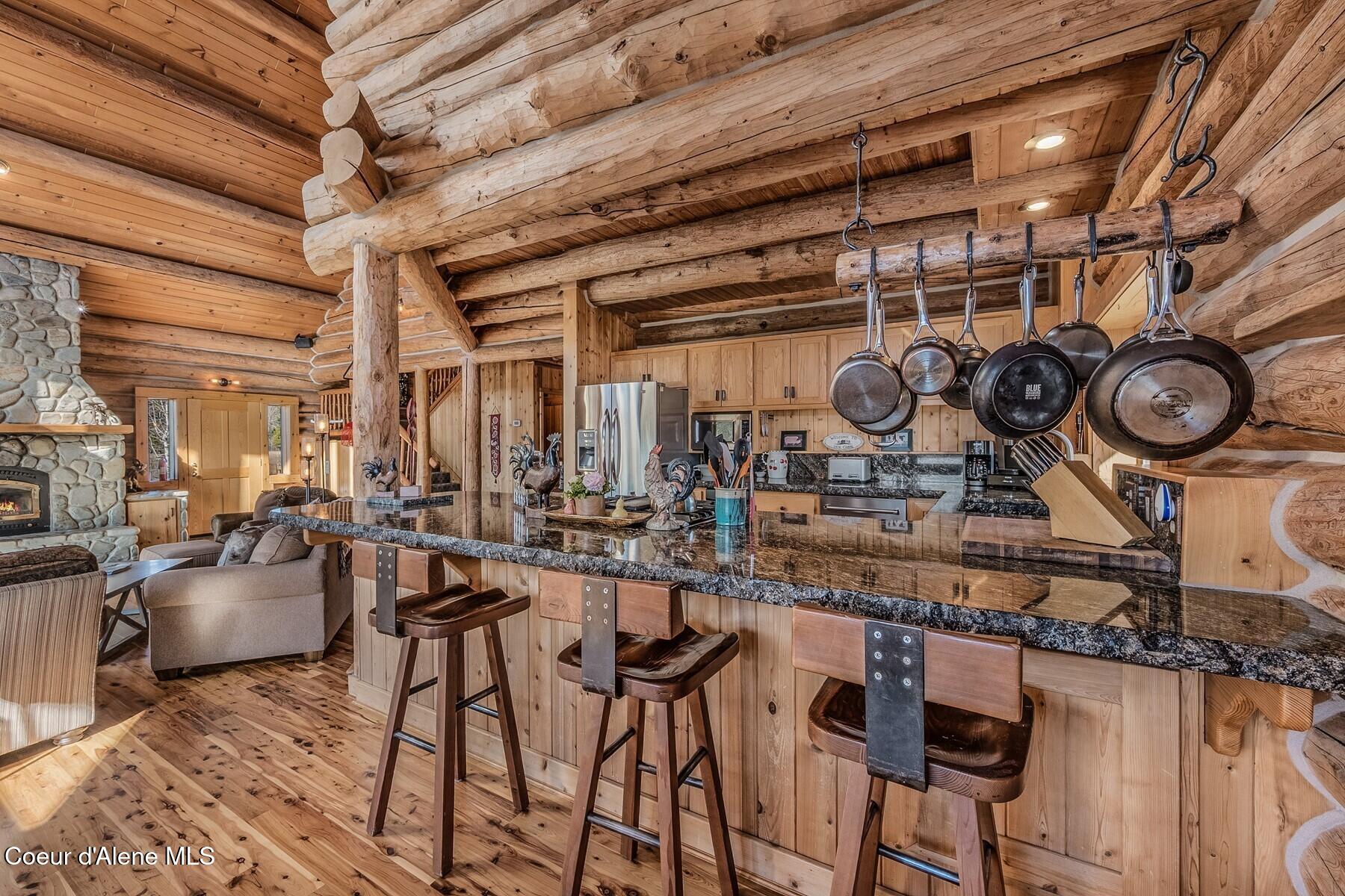 296 Camp Peine Road Sagle, ID 83860 - Photo 13 of 74 Gathering Bar
